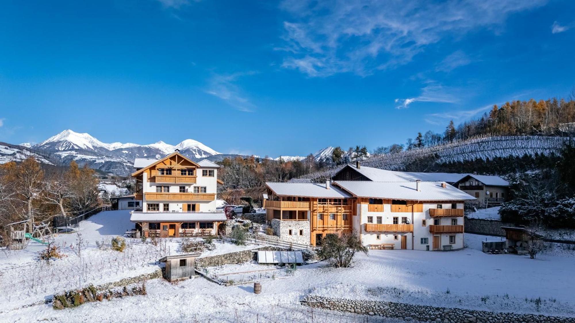 Trinnerhof- Hof Chalets Und Obsthof Mit Zimmer Natz-Schabs Екстериор снимка