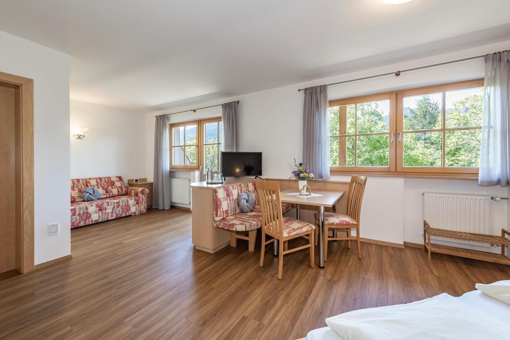 Trinnerhof- Hof Chalets Und Obsthof Mit Zimmer Natz-Schabs Екстериор снимка