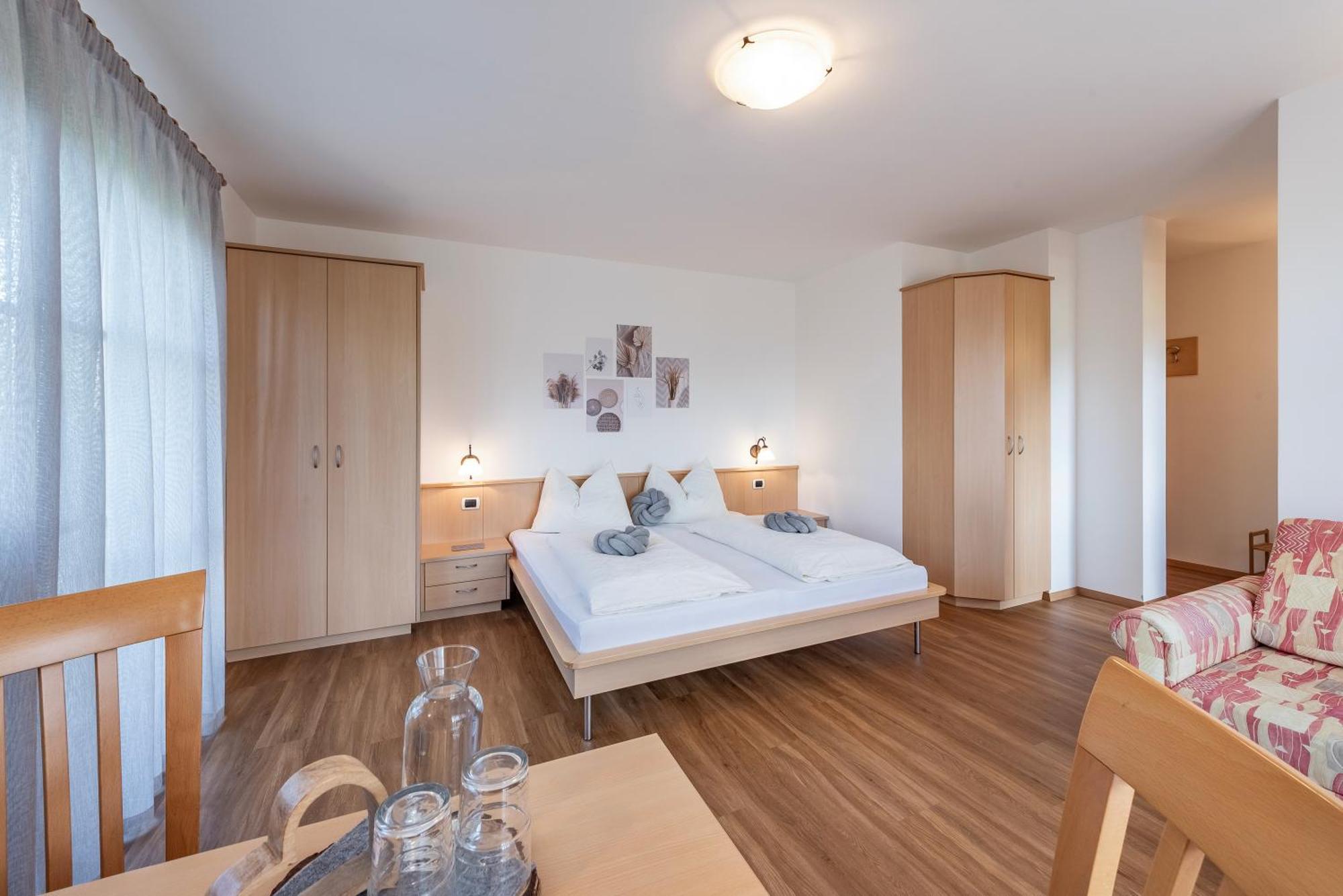 Trinnerhof- Hof Chalets Und Obsthof Mit Zimmer Natz-Schabs Екстериор снимка
