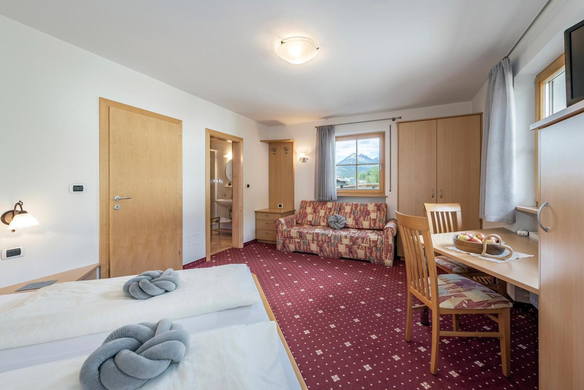 Trinnerhof- Hof Chalets Und Obsthof Mit Zimmer Natz-Schabs Екстериор снимка