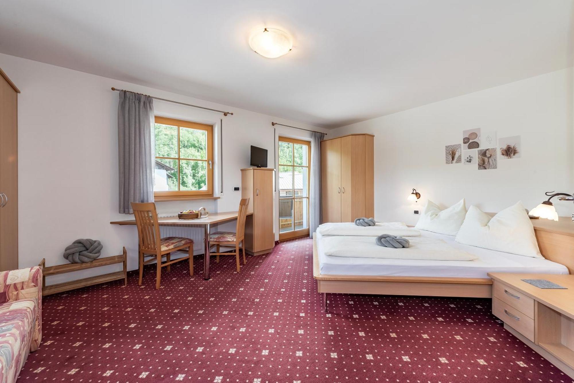 Trinnerhof- Hof Chalets Und Obsthof Mit Zimmer Natz-Schabs Екстериор снимка