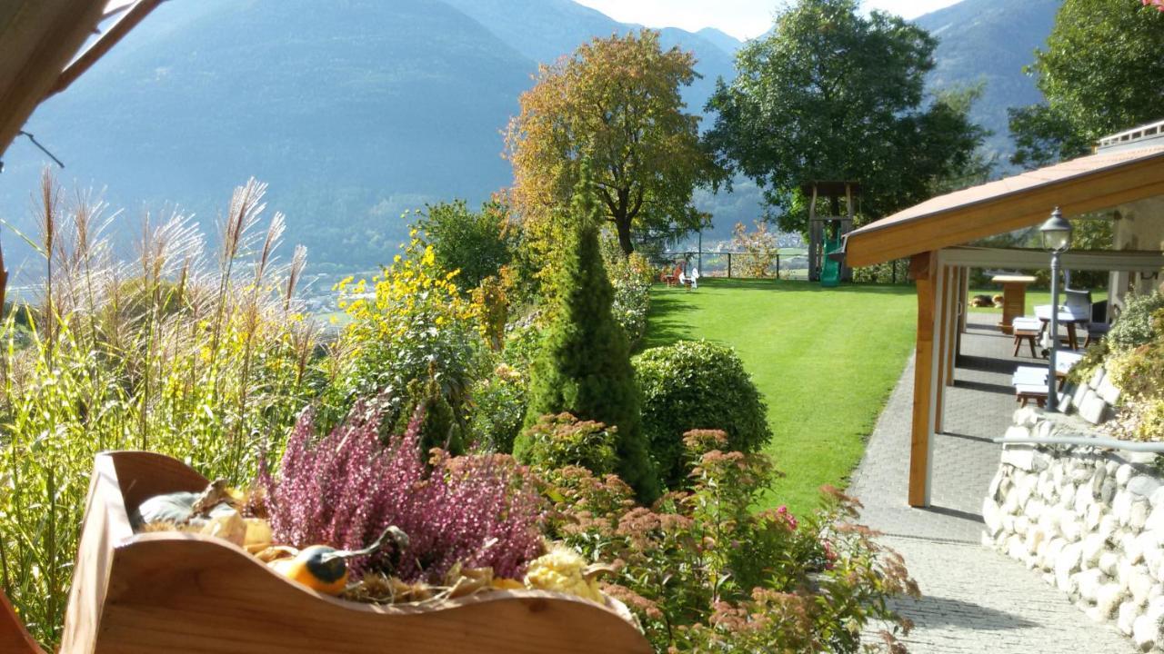 Trinnerhof- Hof Chalets Und Obsthof Mit Zimmer Natz-Schabs Екстериор снимка